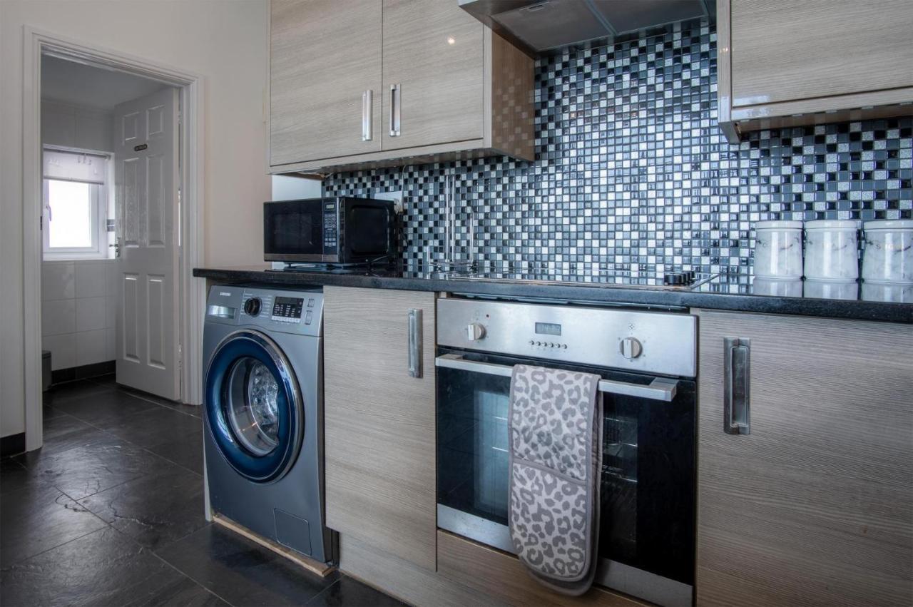 Nautilus - 2 Bedroom Apartment - เพนไดน์ ภายนอก รูปภาพ